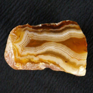 Banded Agate with laminations of Chalcedony