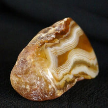 Load image into Gallery viewer, Banded Agate with laminations of Chalcedony